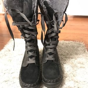 Timberland tall suede boots